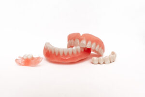 can you sleep with dentures full